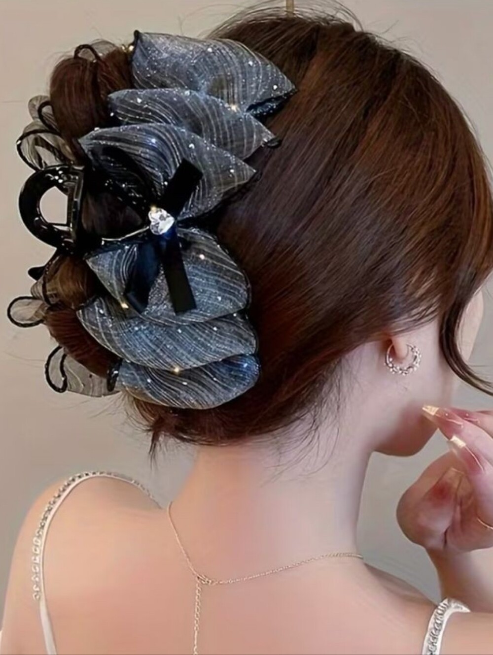 Elegant Black Floral Hair Clips - Set of 2 Plus Pink As Free Gift - Picture 5 of 6
